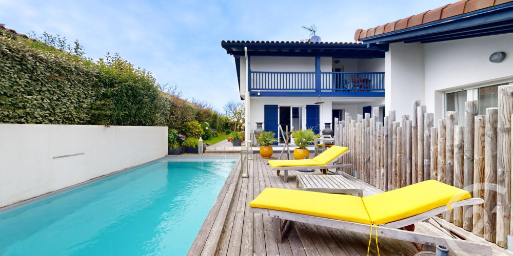 maison à ST JEAN DE LUZ (64500)
